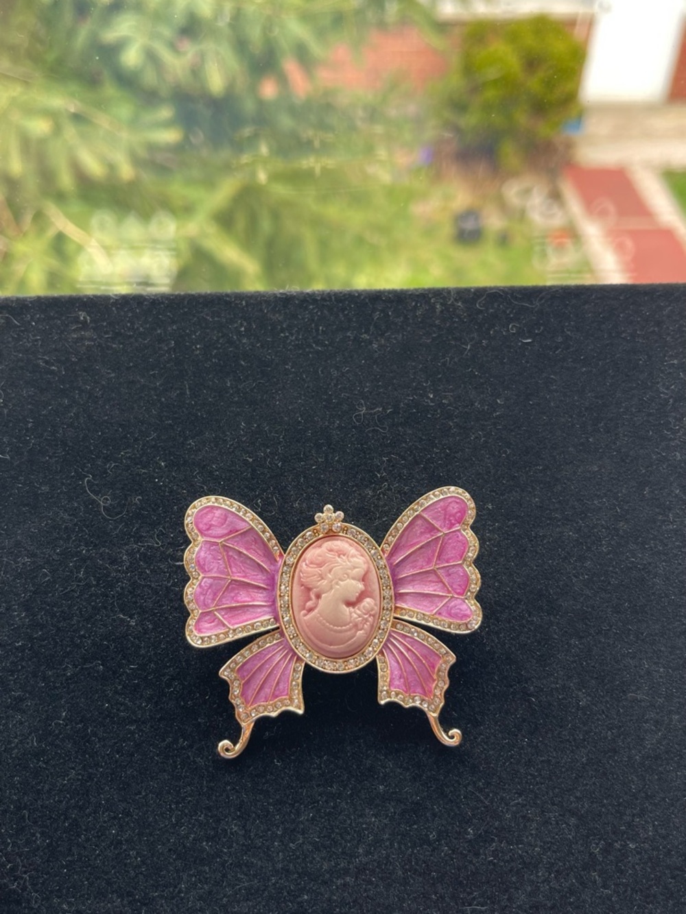 Pink Butterfly Cameo Brooch/Pendant - Elegant Women’s Jewelry